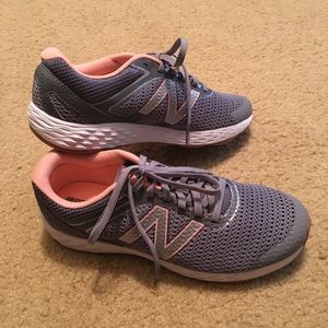 NWOT New Balance Response 1.0